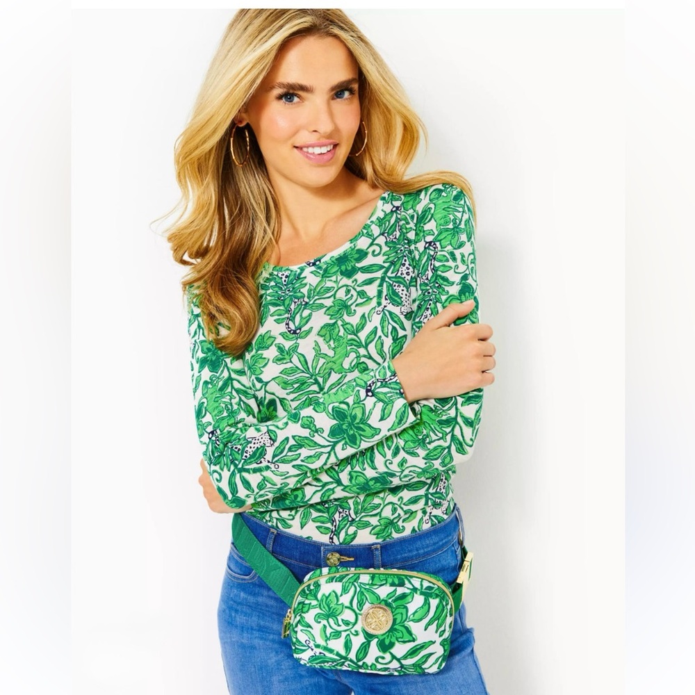 Lilly Pulitzer Etta Scoop-Neck Long Sleeve Tee Top 
Fiddle Leaf Green Lil Escape